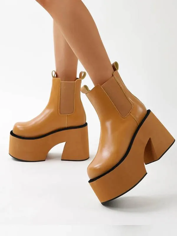Bold Minimalist Platform Chelsea Boots with Chunky Heel