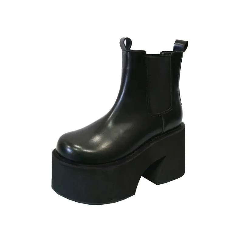 Bold Minimalist Platform Chelsea Boots with Chunky Heel