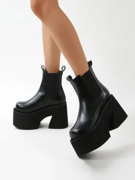Bold Minimalist Platform Chelsea Boots with Chunky Heel