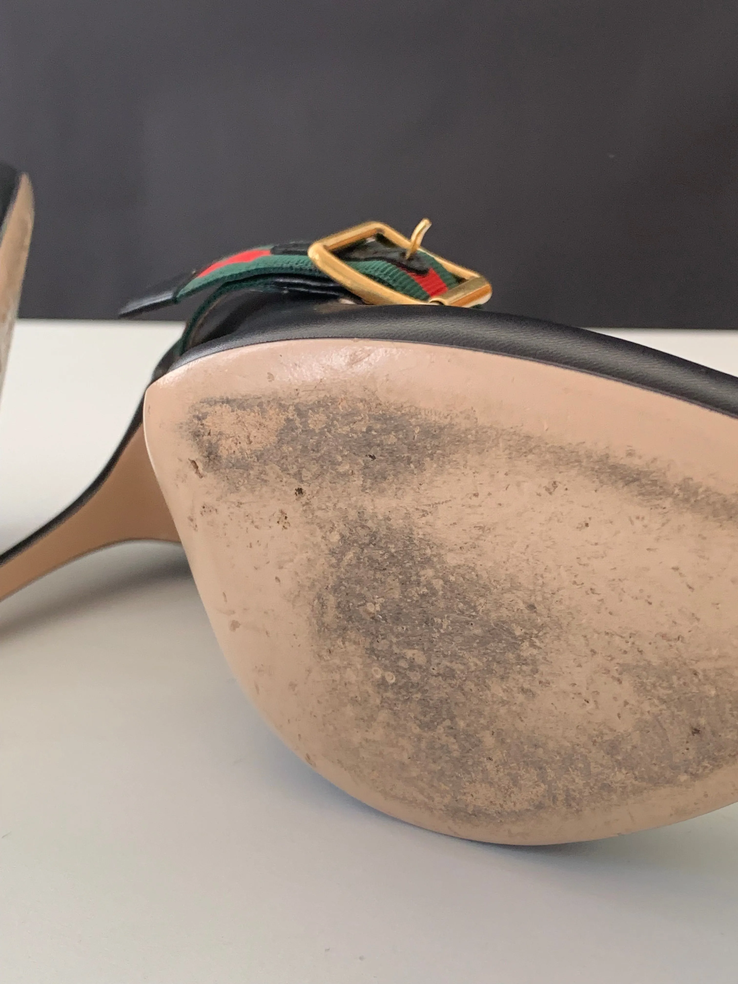 <b>GUCCI </b> <br>Malaga Kid Sylvie High Heel Pumps 37