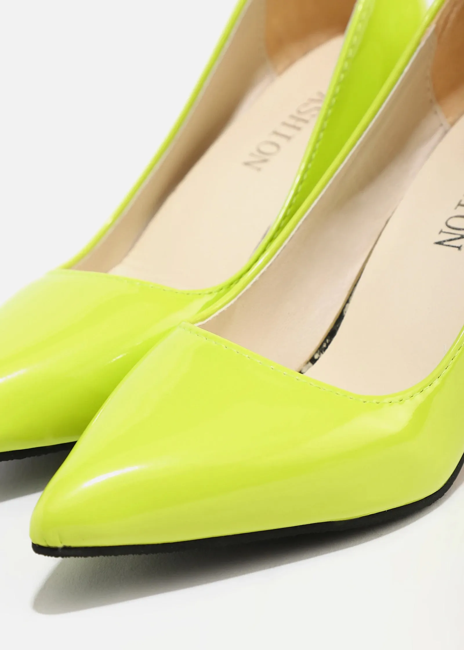 Pointed-toe Block Pumps